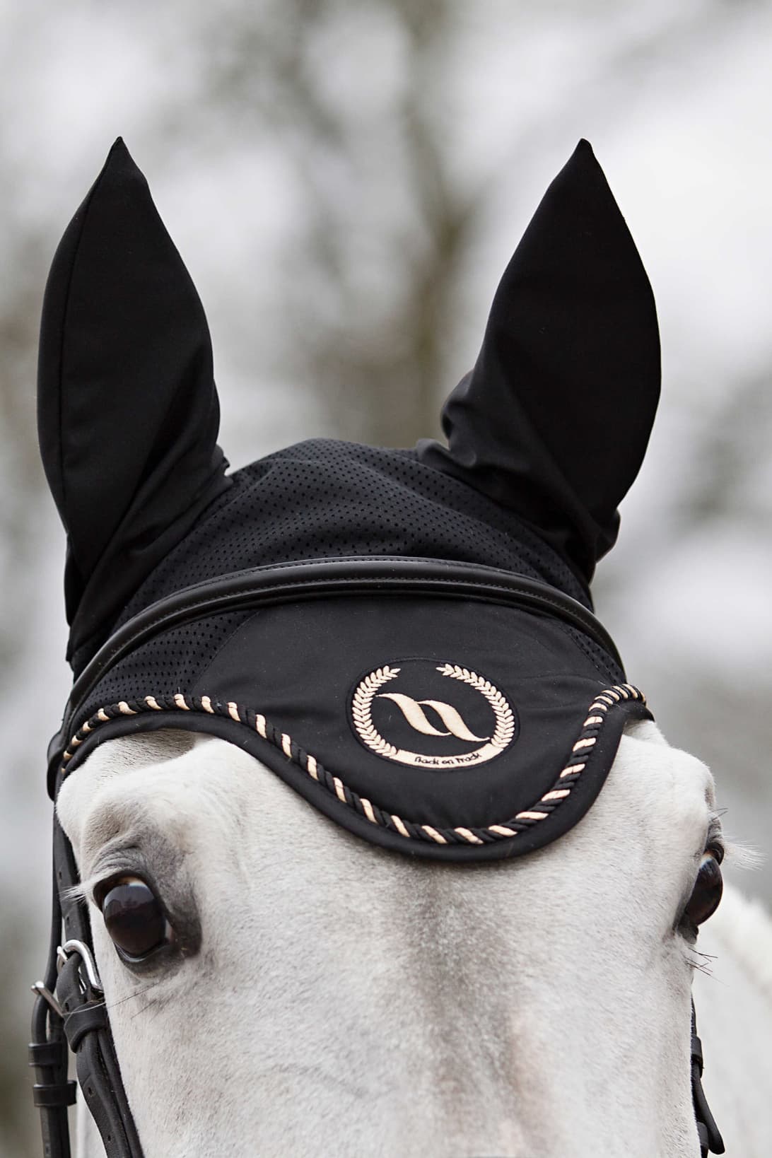 Bonnet chasse-mouches BACK ON TRACK®