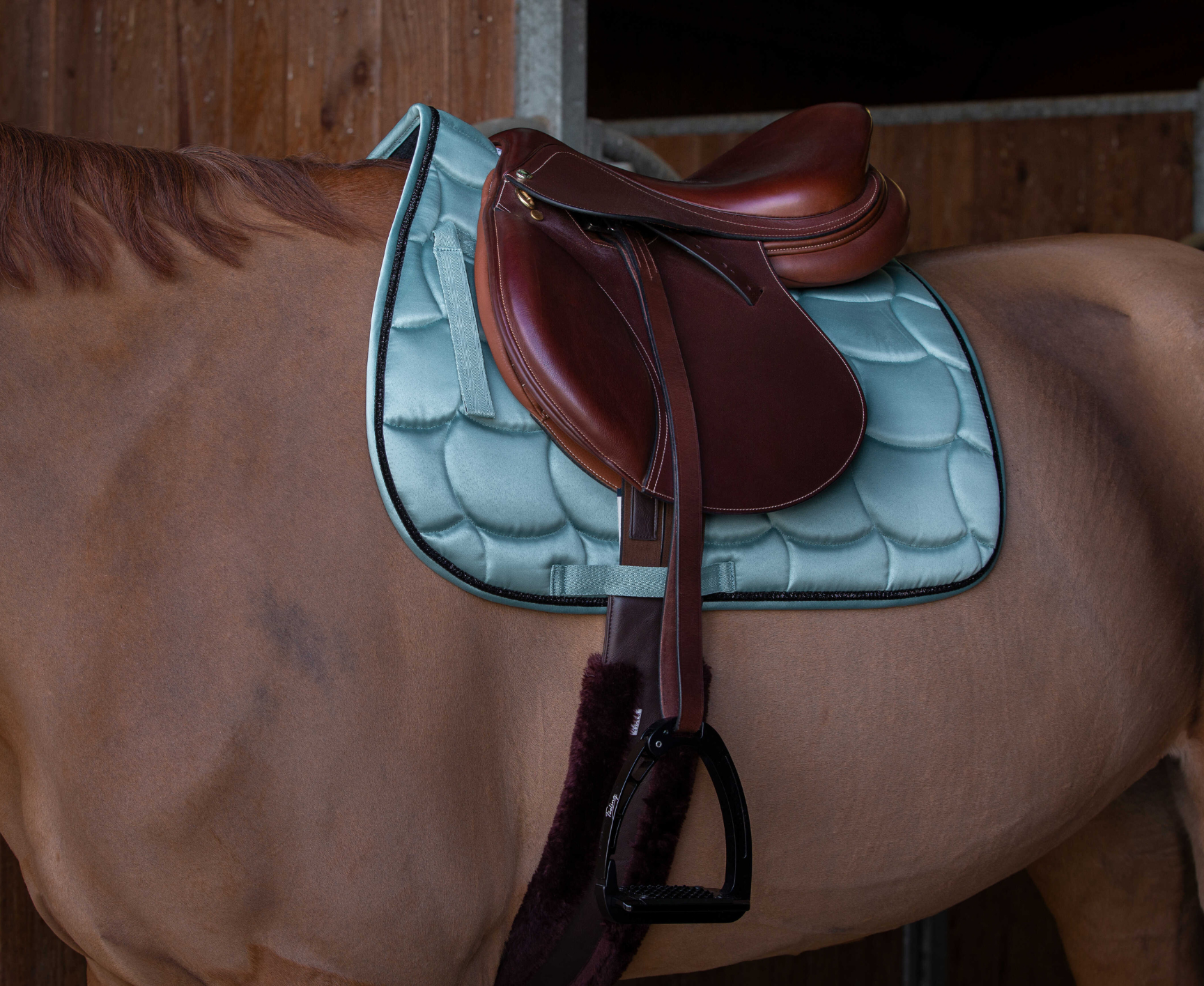 Tapis de selle EQUITHÈME - Satin